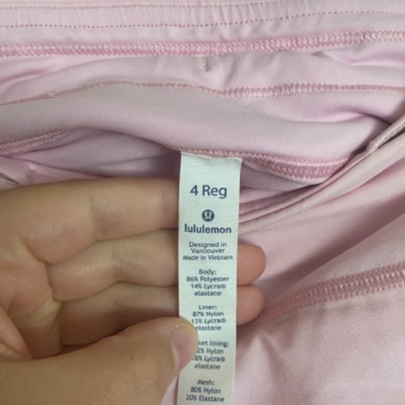 SOLD - Lululemon Play off the Pleats Pearl Pink (Rare) - Picture 7 of 8
